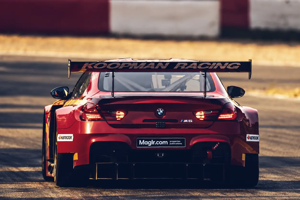 De BMW M6 GT3 van Koopman Racing op Circuit Zolder