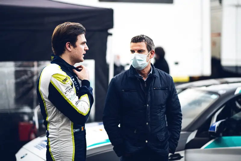 Jamie Vandenbalck — Talking in the paddock