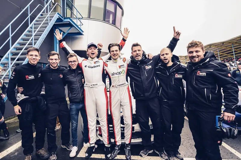 Jamie Vandenbalck — Celebrating with the team (2021)